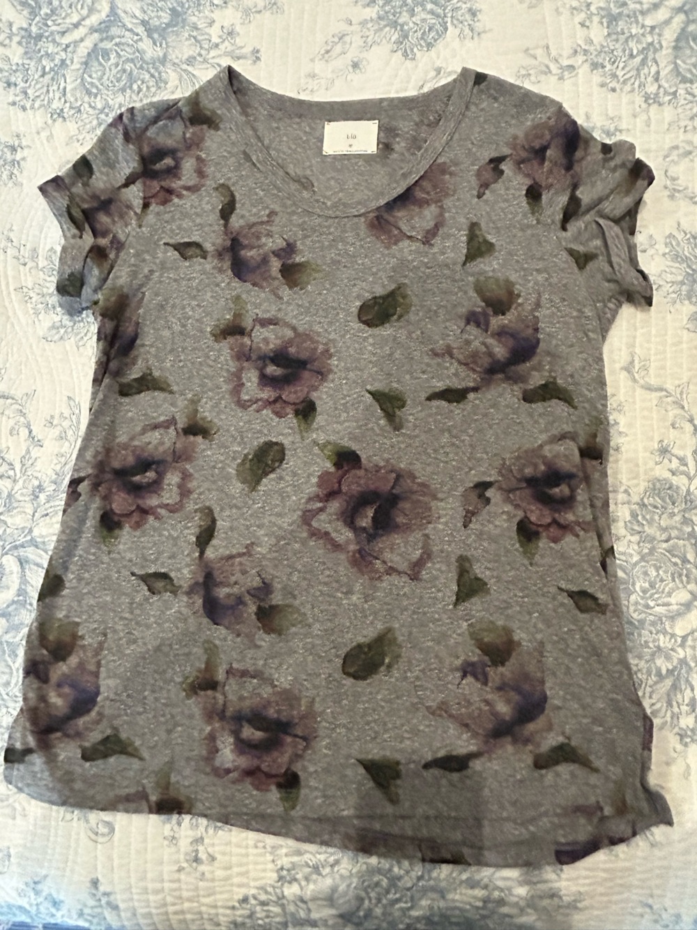 t.la Anthropologie Floral Print Short Sleeve Tee - Gray with Purple Flowers